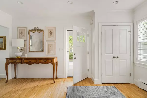 Arlington, MA 02476,106 Florence Avenue