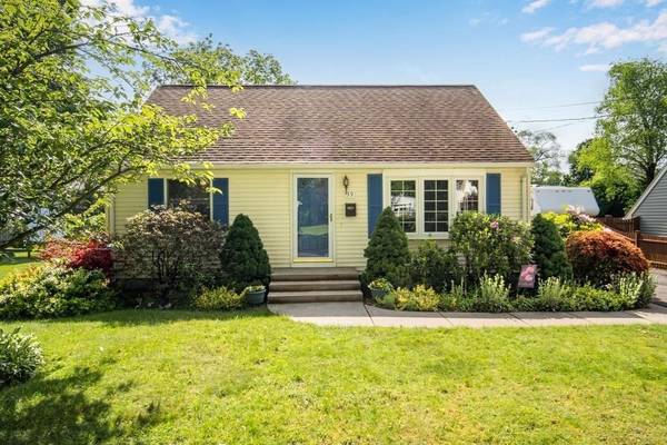 39 Atwater Street, Westfield, MA 01085