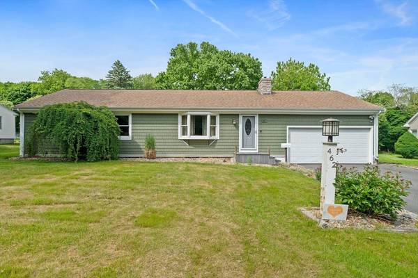 462 Harbor View Blvd, Somerset, MA 02725