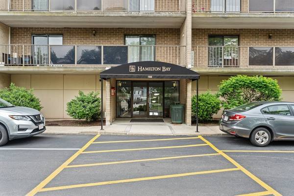 185 Quincy Shore Drive #A35, Quincy, MA 02171