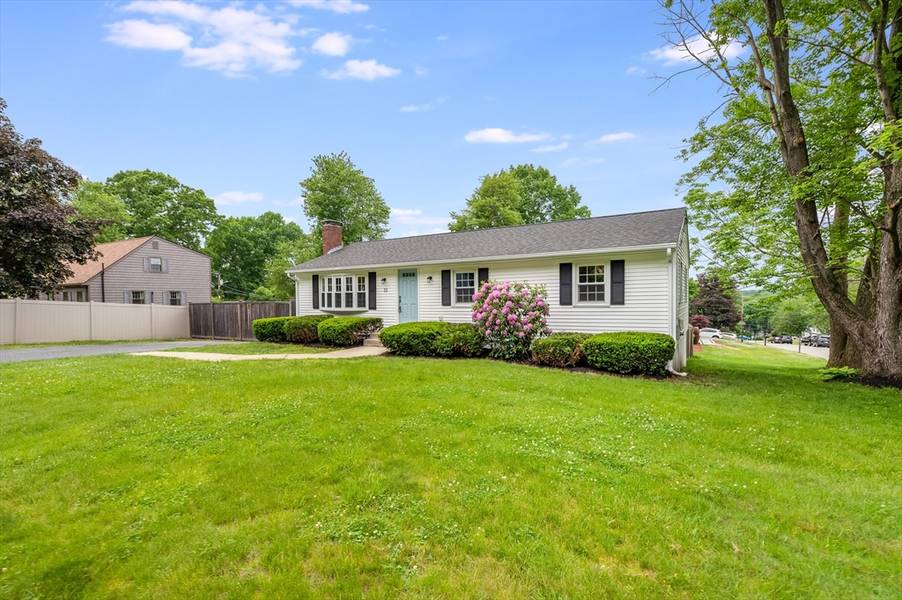 33 Sunset Drive, Milford, MA 01757