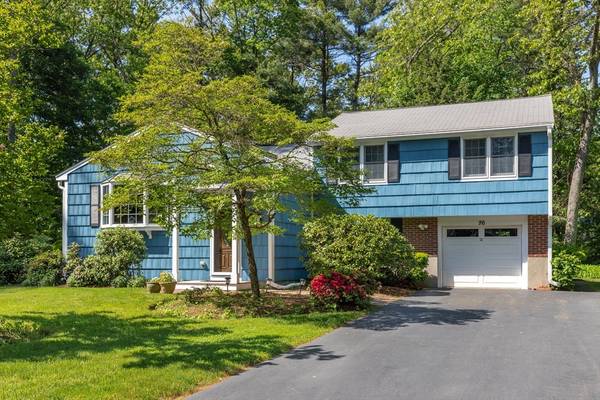 26 Hickory Rd, Sudbury, MA 01776