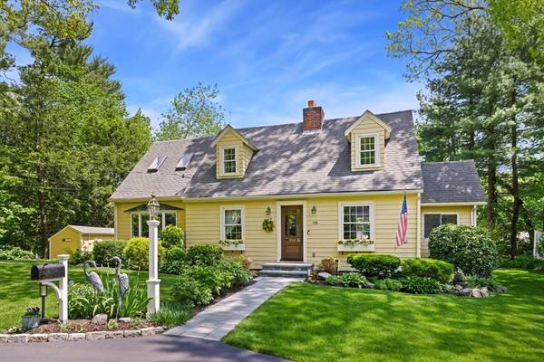 124 Pine Ridge Road, Reading, MA 01867