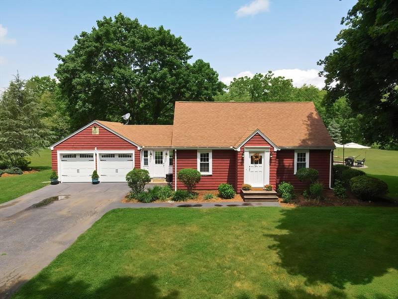 71 Millard Rd, North Attleboro, MA 02760