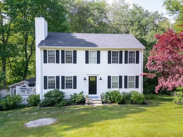 7 Duffield Rd, Hopkinton, MA 01748