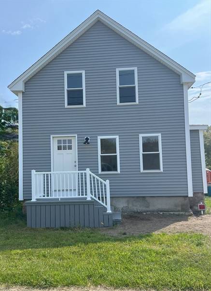 481 Sconticut Neck Rd, Fairhaven, MA 02719