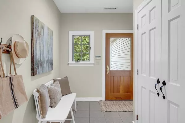 Boxborough, MA 01719,89 Robinson Rd