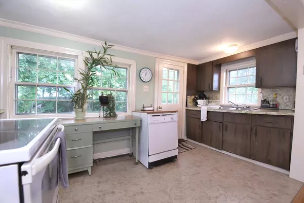 Whitman, MA 02382,55 Brigham Place