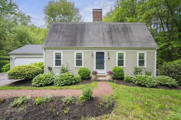 620 Grove St, Norwell, MA 02061