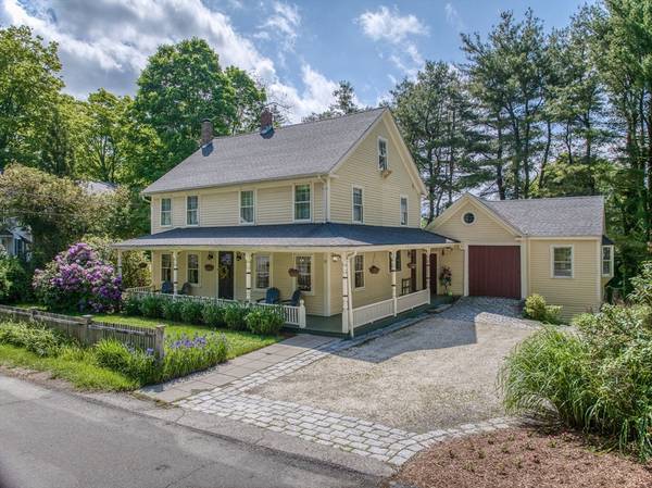 11 Crescent St, Stow, MA 01775