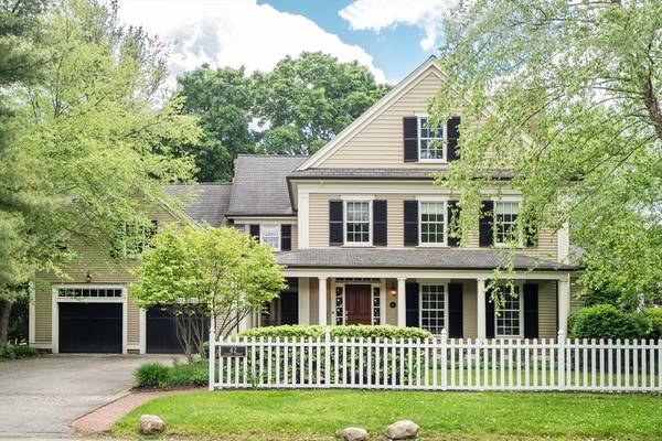 42 Clarke St, Lexington, MA 02421