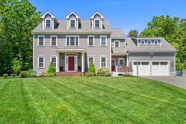 10 Lincoln Hill Way, Foxboro, MA 02035