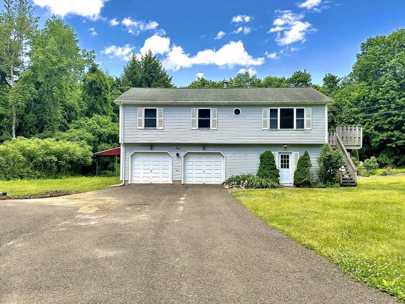 515 Loomis St, Westfield, MA 01085