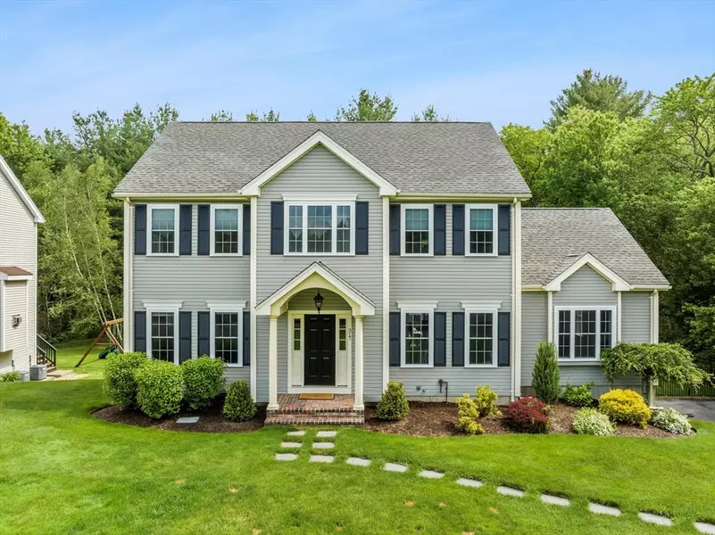 317 Finch Rd, Raynham, MA 02767