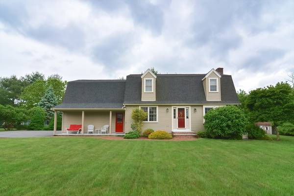 32 Mashpee Drive, North Attleboro, MA 02760