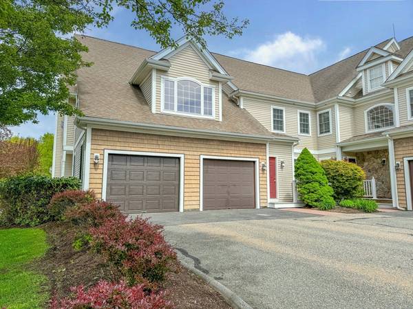 717 Hampton Way #717, Abington, MA 02351