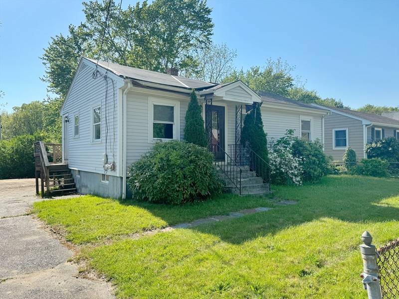 336 Beulah St, Whitman, MA 02382