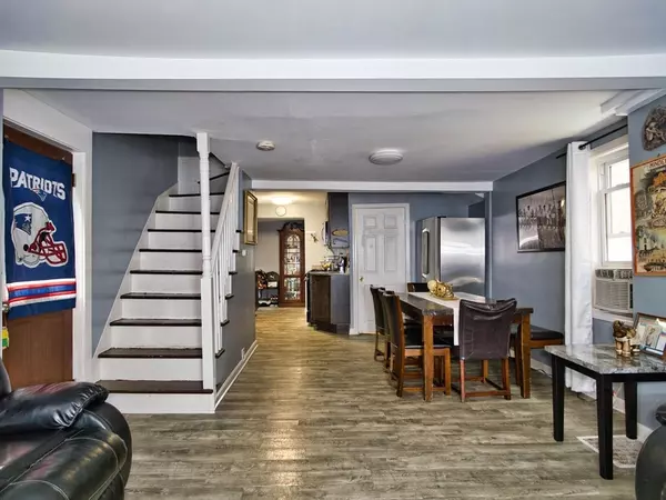 Fall River, MA 02720,39 Tremont St