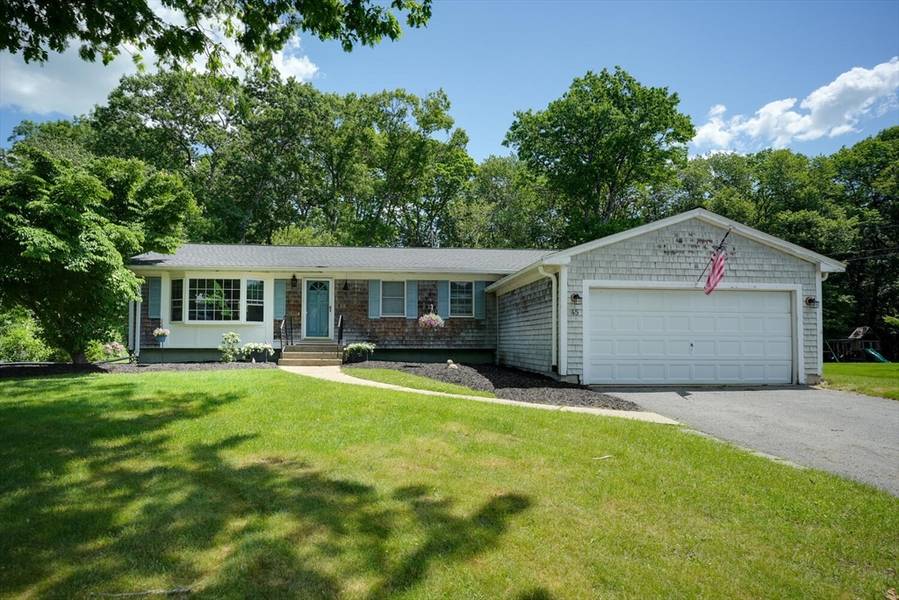 45 Temi Rd, Holliston, MA 01746