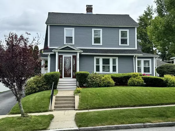 28 Brighton Rd, Worcester, MA 01606