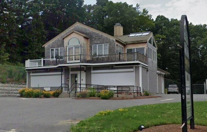 255 Turnpike Rd, Southborough, MA 01772