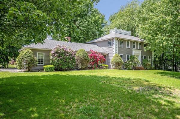 165 Chestnut St, North Andover, MA 01845