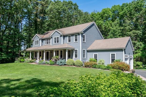 26 Sedgemeadow Rd, Wayland, MA 01778