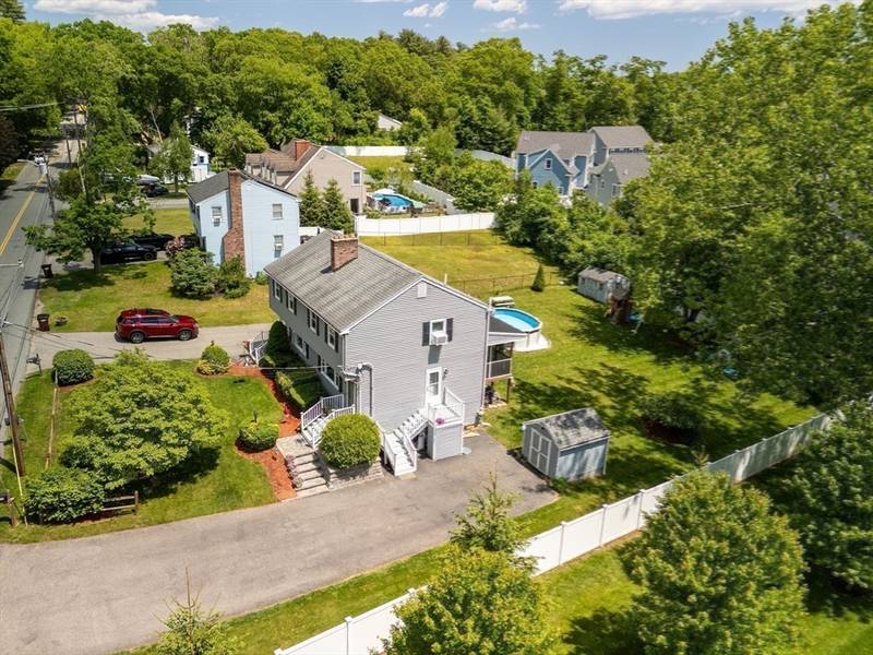 35 Middle #35, Amesbury, MA 01913