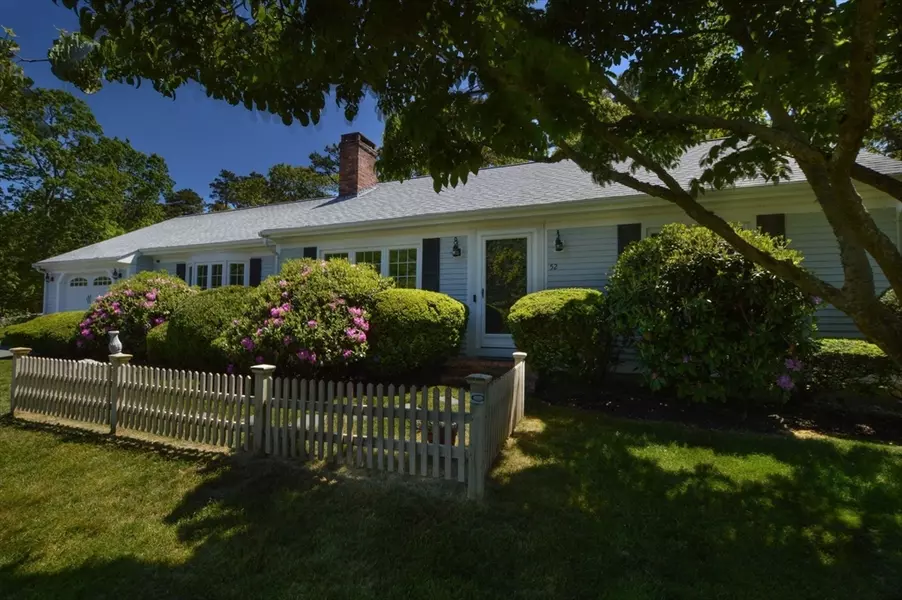 52 Collingwood Drive, Yarmouth, MA 02675