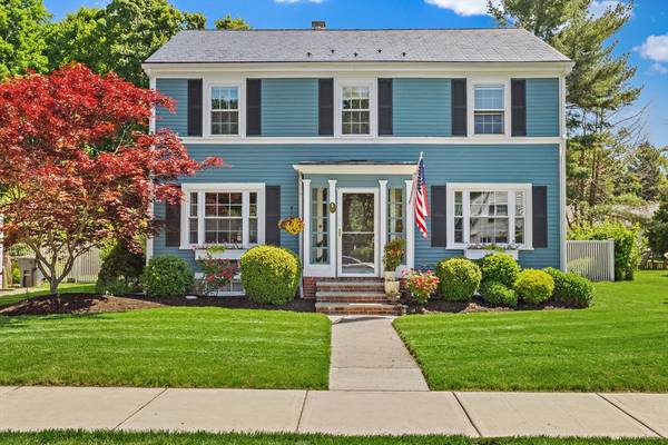 51 Enmore St, Andover, MA 01810