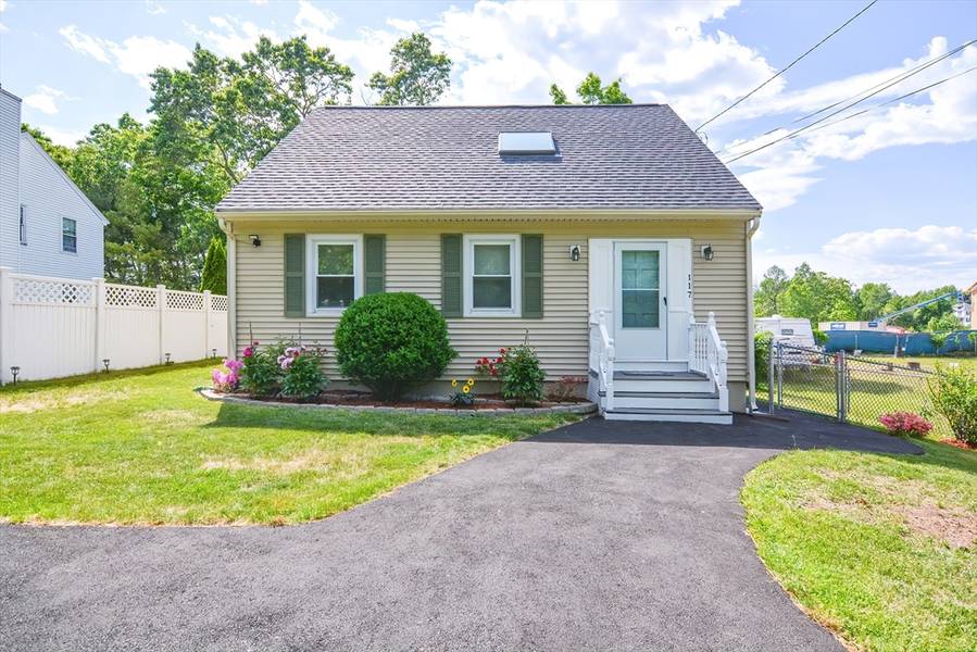 117 Wightman St, Chelmsford, MA 01863