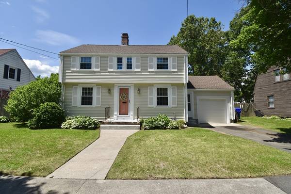 66 Oregon Street, Springfield, MA 01118