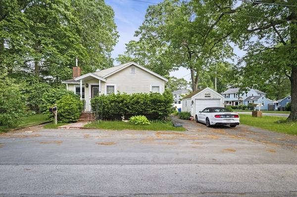 35 Miller Avenue, Framingham, MA 01702