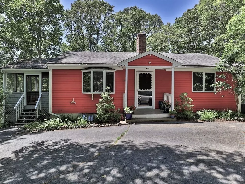 Falmouth, MA 02540,147 Braeside Rd