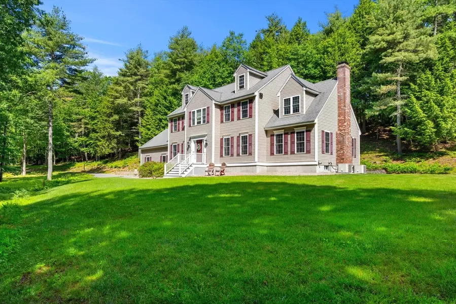 3 Deca Drive, Pepperell, MA 01463