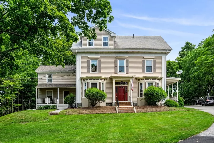 42 Preston St, Danvers, MA 01923