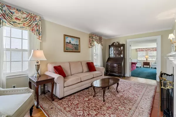 Milton, MA 02186,30 Park St