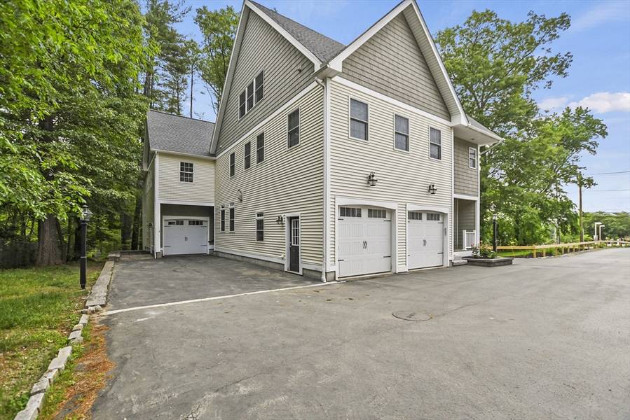 6 Sarah Jane Court #6, Acton, MA 01720