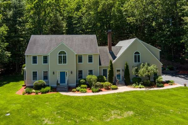 5 Hidden Meadow Lane, Southborough, MA 01772