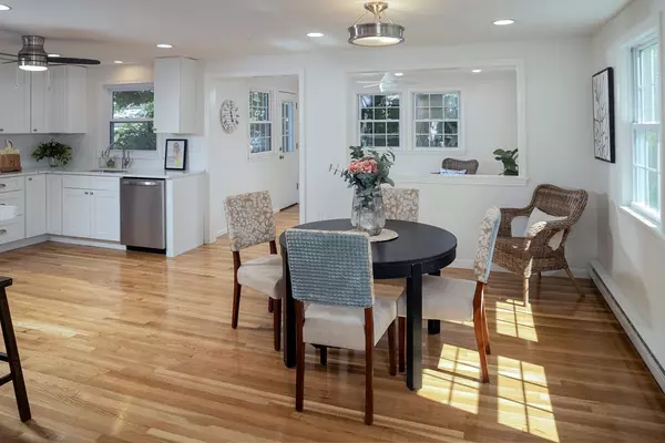Milton, MA 02186,6 Duggan Ln