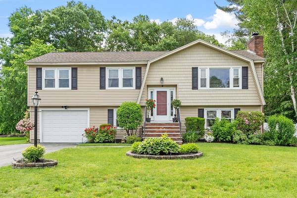 3 Deana Rd, Methuen, MA 01844