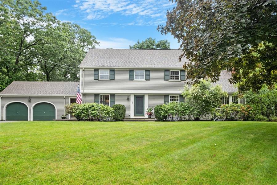 83 Walnut Street, Concord, MA 01742