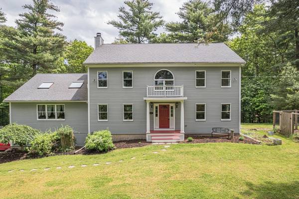 573 Main Street, Boxford, MA 01921