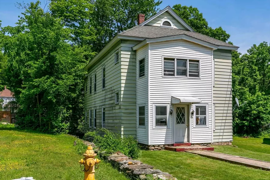 7 Mission St, Gardner, MA 01440