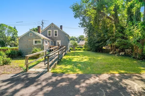 Dartmouth, MA 02747,1406 Tucker Road