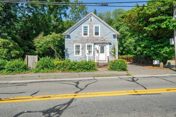 Dartmouth, MA 02747,1406 Tucker Road