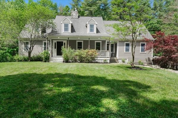 537 High St, Hanson, MA 02341