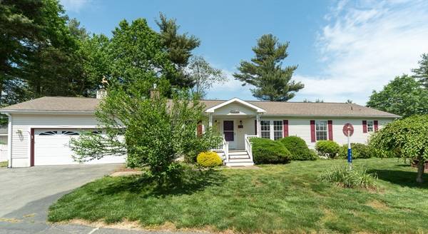 7909 Oak Point Drive, Middleboro, MA 02346