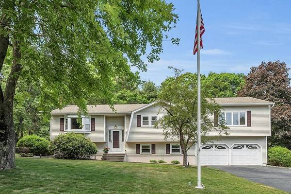 6 Bonnie Ln, Tewksbury, MA 01876