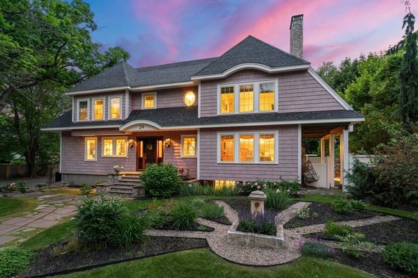 24 Mohawk Road, Arlington, MA 02474